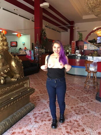 Full leaked Nancy miami page private onlyfans photo