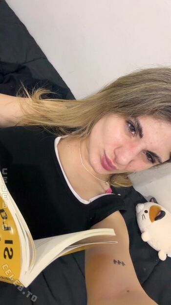 Full leaked Naomi blond private onlyfans photo