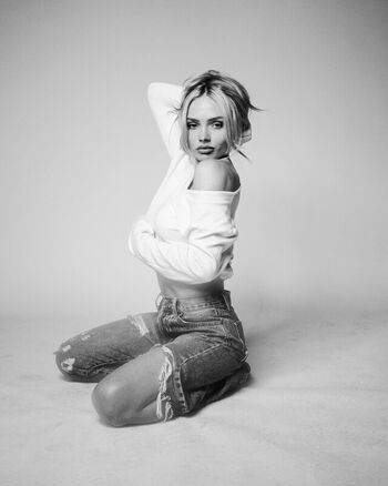 Full leaked Natalie alyn lind  page private onlyfans photo