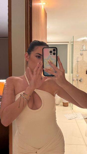 Full leaked Natalie mariduena page private onlyfans photo