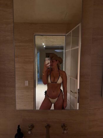 Full leaked Natasha oakley page private onlyfans photo