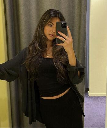 Full leaked Nathalie lok page private onlyfans photo