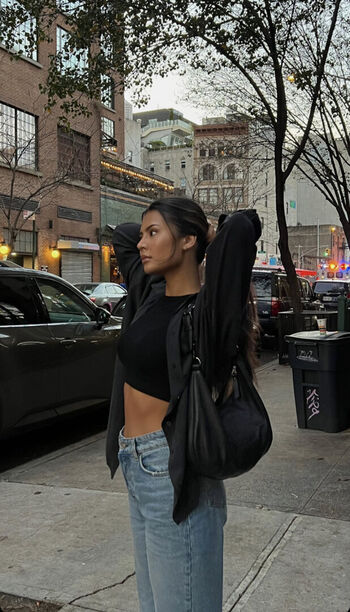 Full leaked Nathalie lok page private onlyfans photo