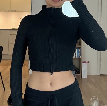 Full leaked Nathalie lok page private onlyfans photo