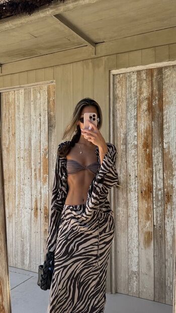 Full leaked Nathalie lok private onlyfans photo