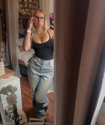 Full leaked Nathalie stnr page private onlyfans photo