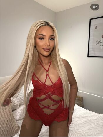 Full leaked Naughtyblondex private onlyfans photo