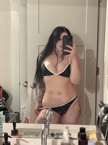 Full leaked Navikitani private onlyfans photo