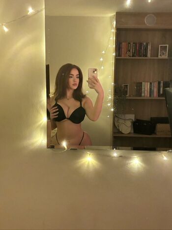 Full leaked Neave dare private onlyfans photo