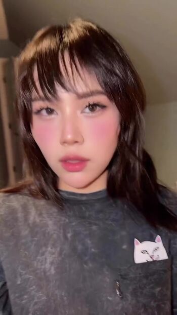 Full leaked Neeko private onlyfans photo