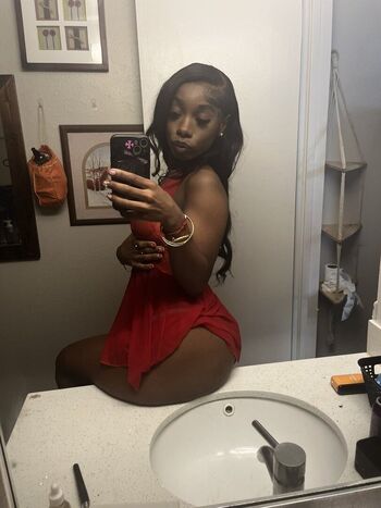 Full leaked Neenahbrown private onlyfans photo