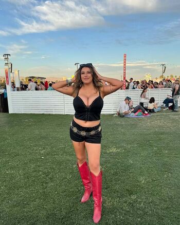 Full leaked Nenabelsito private onlyfans photo