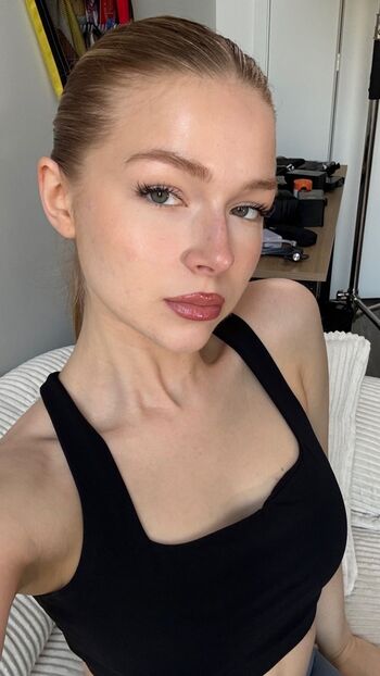 Full leaked Nerushimav page private onlyfans photo