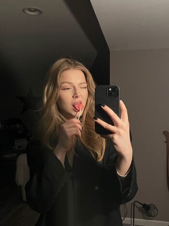 Full leaked Nerushimav private onlyfans photo