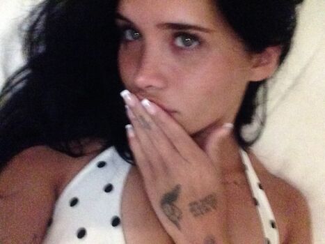 Full leaked Nessa barrett page private onlyfans photo