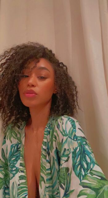 Full leaked Nia simone private onlyfans photo