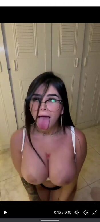 Full leaked Niaakasha private onlyfans photo