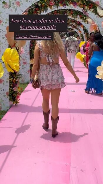 Nicole Arbour