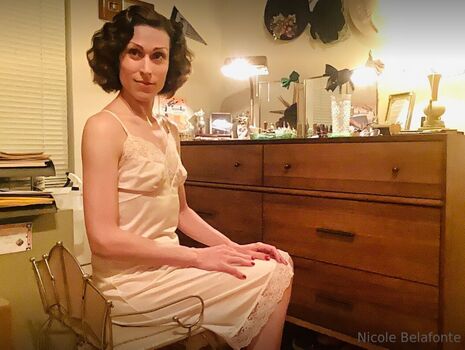 nicolebelafonte