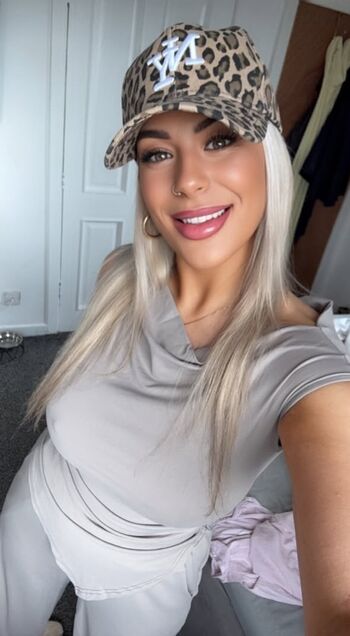 Full leaked Nicolecahillxox private onlyfans photo