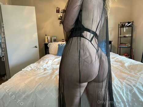 Full leaked Nicoleekait private onlyfans photo