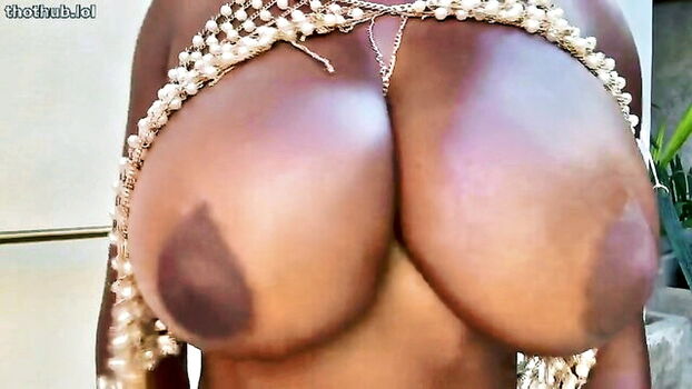 Full leaked Nigerianqueen private onlyfans photo
