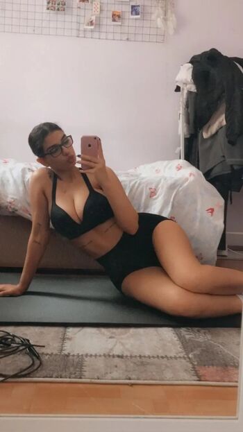 Full leaked Nihal a page private onlyfans photo