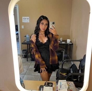 Full leaked Niki zefanya private onlyfans photo