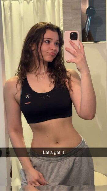 Full leaked Nikki woods private onlyfans photo