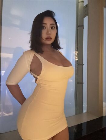 Full leaked Nikkiq private onlyfans photo
