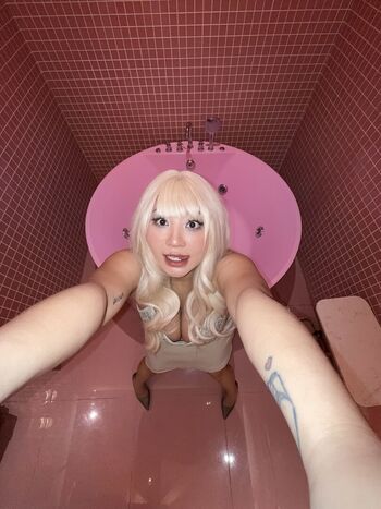 Full leaked Nikkiq private onlyfans photo