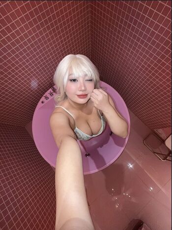 Full leaked Nikkiq private onlyfans photo