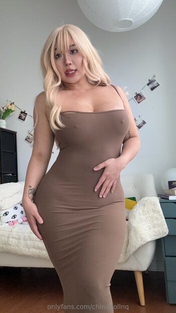 Full leaked Nikkiq private onlyfans photo