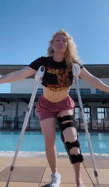 Full leaked Nikkitalyons private onlyfans photo