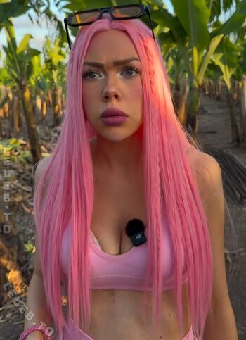 Full leaked Ninabridney page private onlyfans photo