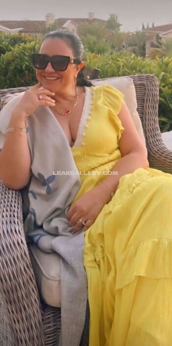 Full leaked Ninahazem private onlyfans photo