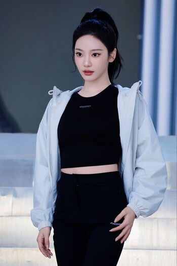 Full leaked Ningning aespa page private onlyfans photo