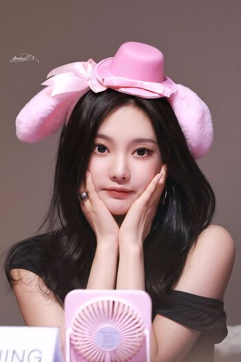 Full leaked Ningning aespa page private onlyfans photo