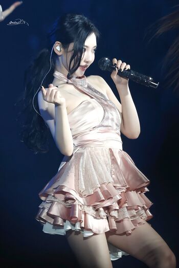 Full leaked Ningning aespa page private onlyfans photo