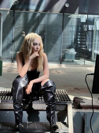 Full leaked Ningning aespa private onlyfans photo