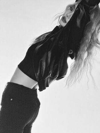 Full leaked Ningning aespa private onlyfans photo