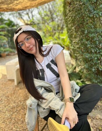 Full leaked Niparat konyai page private onlyfans photo