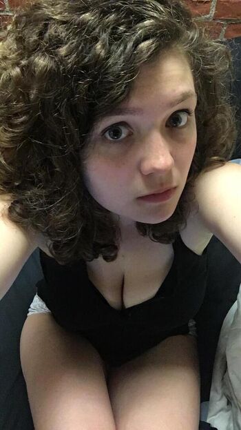 Full leaked Nirvanicataxia private onlyfans photo