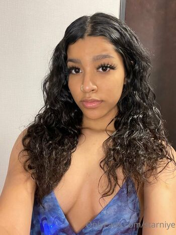 Full leaked Niyasantia private onlyfans photo