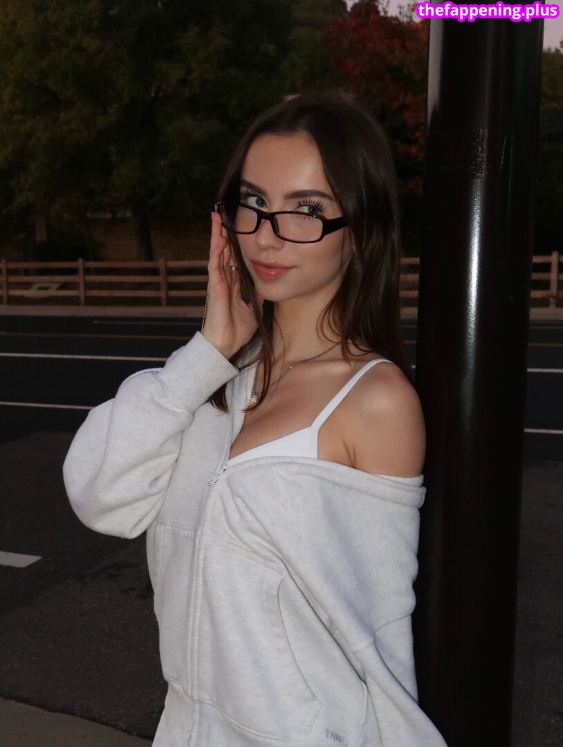 Katelyn Elizabeth / katelynelizabeth / nnayetakk Photo OnlyFans Nu #1063