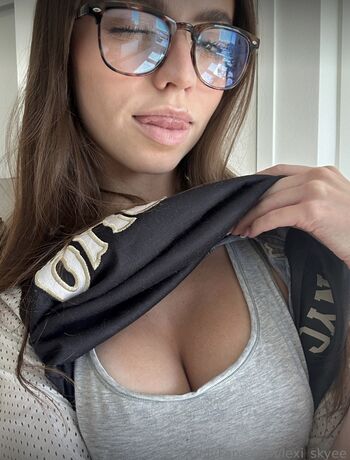 Full leaked Nnayetakk  page private onlyfans photo