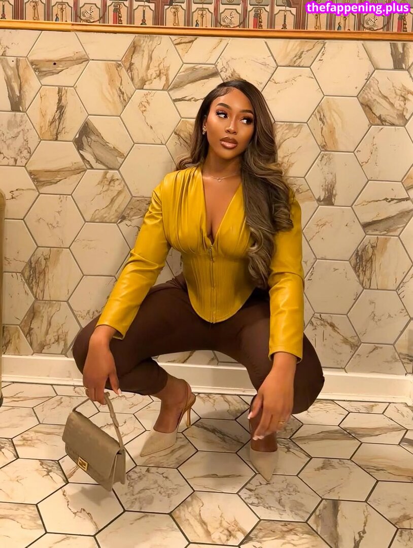 Nneka / https: / whoisnneka Foto OnlyFans Nuda #53