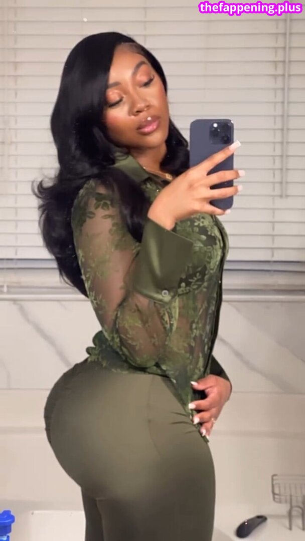 Nneka / https: / whoisnneka Foto OnlyFans Nuda #62