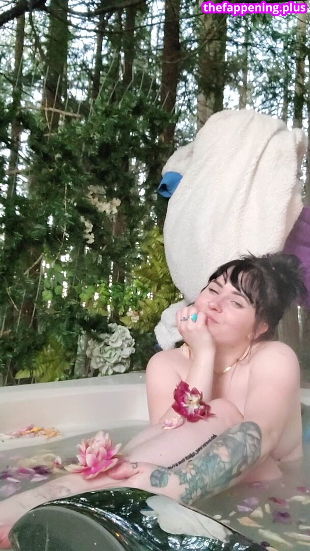 nnextdoorrose Foto OnlyFans Desnuda #9