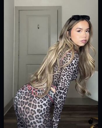 Full leaked Nnnnylsoj private onlyfans photo